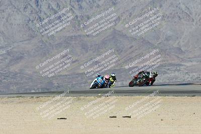 media/Dec-07-2025-CVMA (Sun) [[3e7d2de5dc]]/Race 8-Middleweight Shootout/